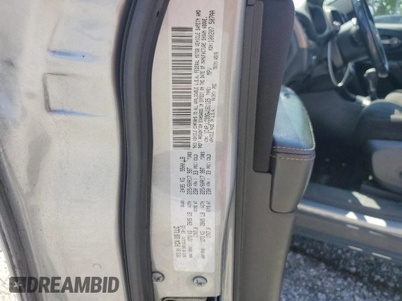 2016 Jeep Cherokee Latitude z VIN 1C4PJLCS9GW161125, wystawiony jako Copart lot #61339145 z przebiegiem 244 966 mil mil oraz Szkoda całkowita • Salvage title. Historia ofert i sprzedaży dostępna na DreamBid. Obrazek 13.