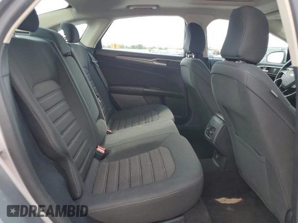 2020 Ford Fusion SE z VIN 3FA6P0HD8LR150929, wystawiony jako Copart lot #59086985 z przebiegiem 69 138 mil mil oraz Szkoda całkowita • Salvage title. Historia ofert i sprzedaży dostępna na DreamBid. Obrazek 10.