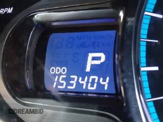 2014 Toyota Sienna XLE z VIN 5TDYK3DC7ES461445, wystawiony jako IAAI lot #42003360 z przebiegiem 153 404 mil mil oraz . Historia ofert i sprzedaży dostępna na DreamBid. Obrazek 16.