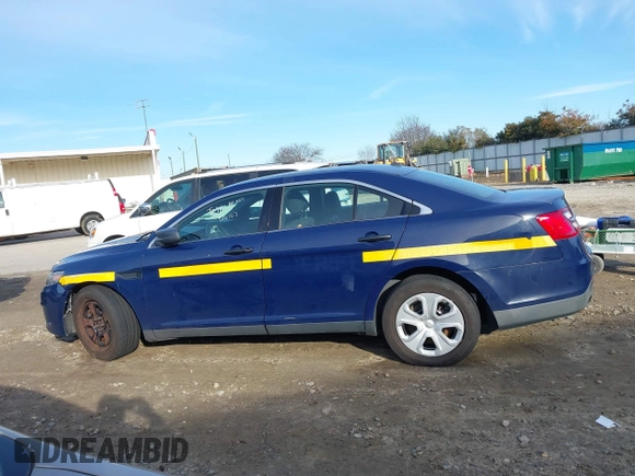 2015 Ford Police Interceptor with VIN 1FAHP2L88FG126107, listed as a IAAI auction lot 41304337 with 205,164 mi miles and . Bid and sale history available at DreamBid. Image 14.
