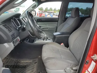 2014 Toyota Tacoma PreRunner с VIN 3TMJU4GN4EM172912, выставлен на аукционе Copart как лот 60724505 с пробегом 143 240 миль миль и Списание • Salvage title. История ставок и продаж доступна на DreamBid. Изображение 7.