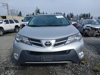 2014 Toyota RAV4 Limited with VIN 2T3DFREV9EW158431, listed as a IAAI auction lot 41771133 with 109,761 mi miles. Bid and sale history available at carsss.com. Image 12.