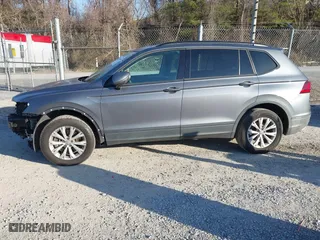 2019 Volkswagen Tiguan S with VIN 3VV0B7AX1KM059932, listed as a IAAI auction lot 41757859 with 76,522 mi miles. Bid and sale history available at carsss.com. Image 15.