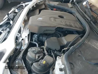 2022 BMW 3 Series 330i с VIN 3MW5R1J01N8C47893, выставлен на аукционе IAAI как лот 42312006 с пробегом 25 430 миль миль и . История ставок и продаж доступна на DreamBid. Изображение 19.