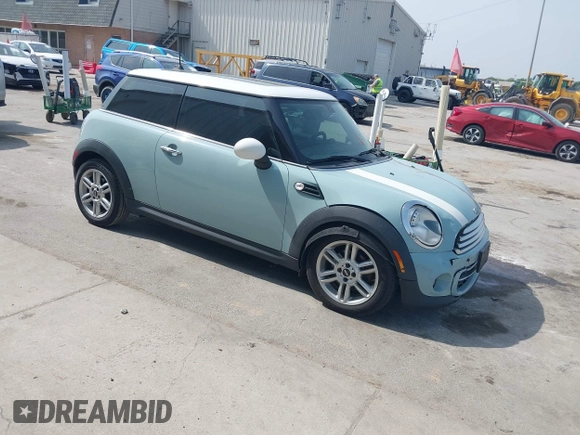 2013 MINI Hardtop with VIN WMWSU3C51DT372387, listed as a IAAI auction lot 42514124 with 100,560 mi miles and . Bid and sale history available at DreamBid. Image 1.