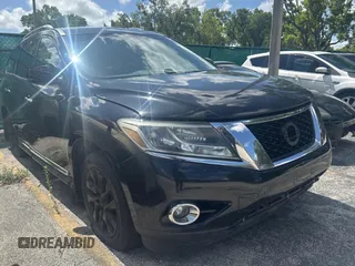 2014 Nissan Pathfinder S with VIN 5N1AR2MM4EC633752, listed as a Copart auction lot 62302275 with 161,659 mi miles and Clean title. Bid and sale history available at DreamBid. Image 1.