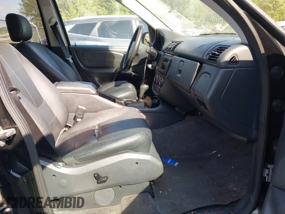 2004 Mercedes-Benz M 350 with VIN 4JGAB57E24A468675, listed as a IAAI auction lot 42056078 with 197,169 mi miles and . Bid and sale history available at DreamBid. Image 5.
