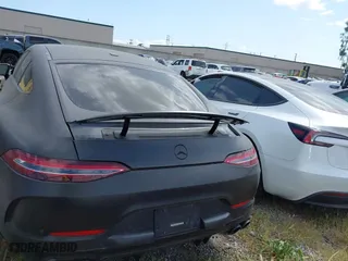 2019 Mercedes-Benz AMG GT with VIN WDD7X6BB6KA007629, listed as a IAAI auction lot 41782028 with 69,815 mi miles. Bid and sale history available at carsss.com. Image 17.