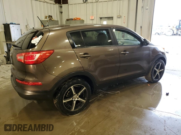 2011 Kia Sportage LX with VIN KNDPB3A23B7088157, listed as a Copart auction lot 55334385 with 163,716 mi miles and Non Repairable. Bid and sale history available at carsss.com. Image 3.