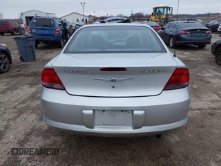 2004 Chrysler Sebring Touring z VIN 1C3EL56R74N392214, wystawiony jako IAAI lot #41510245 z przebiegiem 159 751 mil mil oraz . Historia ofert i sprzedaży dostępna na DreamBid. Obrazek 16.