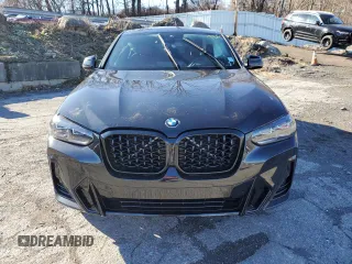 2025 BMW X4 xDrive30i z VIN 5UX33DT02S9X64212, wystawiony jako Copart lot #83121124 z przebiegiem Nie podano mil oraz Szkoda całkowita • Salvage title. Historia ofert i sprzedaży dostępna na DreamBid. Obrazek 5.