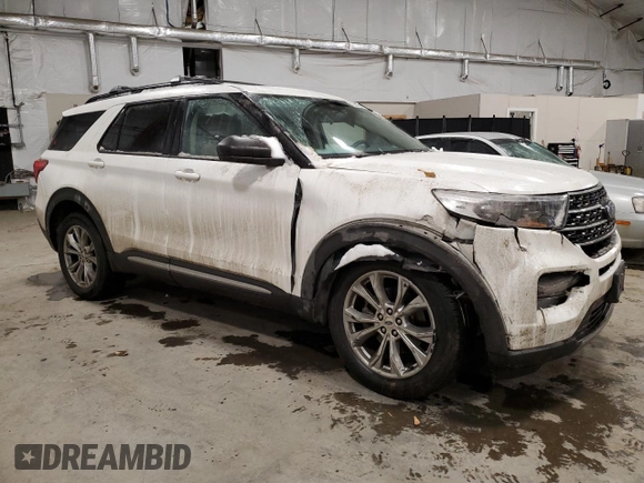 2021 Ford Explorer XLT with VIN 1FMSK8DH8MGA25562, listed as a Copart auction lot 42580855 with 35,462 mi miles and Salvage Title. Bid and sale history available at carsss.com. Image 4.