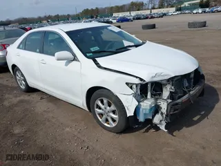 2011 Toyota Camry LE with VIN 4T1BK3EK0BU622135, listed as a IAAI auction lot 41726764 with 176,939 mi miles. Bid and sale history available at carsss.com. Image 1.