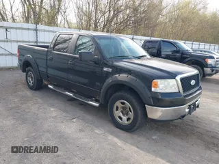 2007 Ford F-150 XLT with VIN 1FTPW14527FA16555, listed as a IAAI auction lot 42122767 with 181,242 mi miles. Bid and sale history available at carsss.com. Image 1.