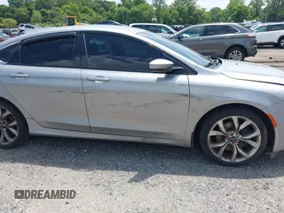 2015 Chrysler 200 S with VIN 1C3CCCBB8FN565732, listed as a IAAI auction lot 42754941 with 114,731 mi miles and . Bid and sale history available at DreamBid. Image 6.