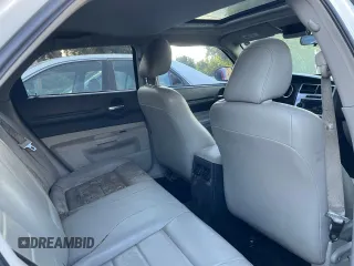 2006 Dodge Magnum R/T z VIN 2D4GZ57226H398988, wystawiony jako Copart lot #59425655 z przebiegiem Nie podano mil oraz Tytuł czysty. Historia ofert i sprzedaży dostępna na DreamBid. Obrazek 6.