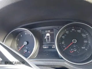2016 Volkswagen Passat SE z VIN 1VWBS7A34GC066383, wystawiony jako IAAI lot #41723442 z przebiegiem 104 077 mil mil oraz . Historia ofert i sprzedaży dostępna na DreamBid. Obrazek 7.