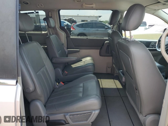 2008 Chrysler Town & Country Touring with VIN 2A8HR54P78R817277, listed as a Copart auction lot 60281205 with 141,380 mi miles and Salvage title. Bid and sale history available at DreamBid. Image 11.
