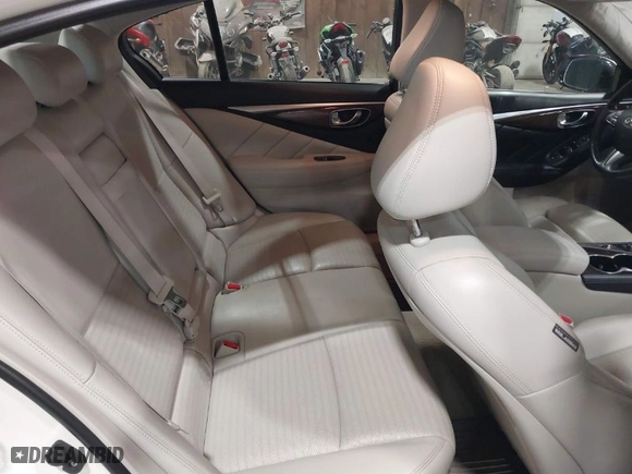 2015 Infiniti Q50 with VIN JN1BV7ARXFM409367, listed as a IAAI auction lot 41912056 with 126,382 mi miles. Bid and sale history available at carsss.com. Image 8.