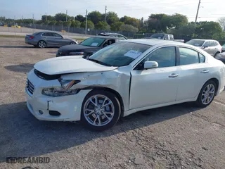 2014 Nissan Maxima 3.5 SV w/Sport Pkg with VIN 1N4AA5AP0EC483561, listed as a IAAI auction lot 42005673 with 81,731 mi miles. Bid and sale history available at carsss.com. Image 6.