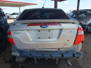 2010 Ford Fusion SE с VIN 3FAHP0HG1AR117710, выставлен на аукционе IAAI как лот 42666903 с пробегом 152 859 миль миль и . История ставок и продаж доступна на DreamBid. Изображение 16.