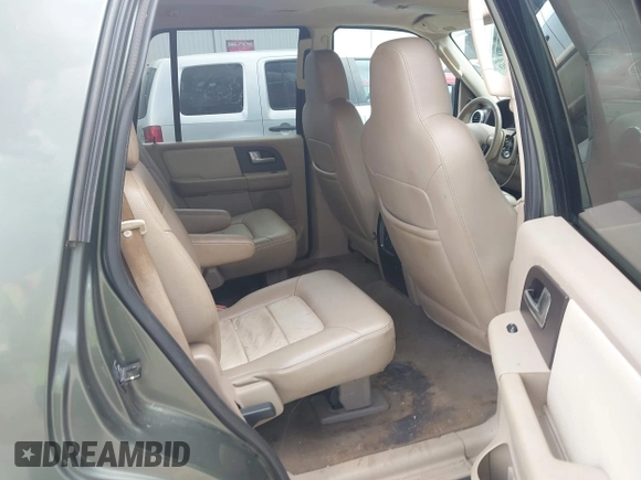 2004 Ford Expedition Eddie Bauer with VIN 1FMPU17LX4LA37632, listed as a IAAI auction lot 42660290 with 288,522 mi miles and . Bid and sale history available at DreamBid. Image 8.