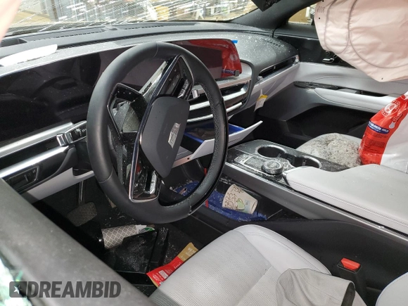 2024 Cadillac LYRIQ Luxury z VIN 1GYKPRRL8RZ107046, wystawiony jako Copart lot #89175705 z przebiegiem Nie podano mil oraz Szkoda całkowita • Salvage title. Historia ofert i sprzedaży dostępna na DreamBid. Obrazek 8.
