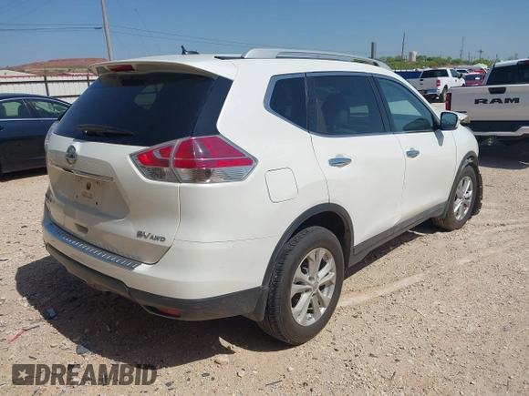 2015 Nissan Rogue SL with VIN 5N1AT2MV7FC769899, listed as a IAAI auction lot 42006947 with 99,897 mi miles and . Bid and sale history available at carsss.com. Image 4.