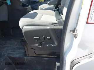 2018 Ford Transit с VIN 1FTYR1YM4JKB29869, выставлен на аукционе IAAI как лот 42263769 с пробегом 138 479 миль миль и . История ставок и продаж доступна на DreamBid. Изображение 9.