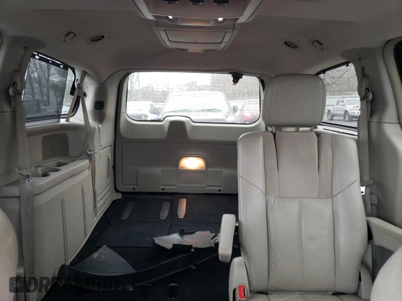 2011 Chrysler Town & Country Limited with VIN 2A4RR6DG8BR613008, listed as a Copart auction lot 51999295 with 116,628 mi miles and Clean Title. Bid and sale history available at carsss.com. Image 10.