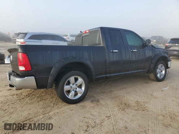 2018 Ram 1500 SLT z VIN 1C6RR6GT2JS131721, wystawiony jako Copart lot #46992545 z przebiegiem 82 448 mil mil oraz Szkody całkowita. Historia ofert i sprzedaży dostępna na DreamBid. Obrazek 3.