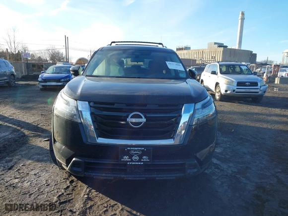 2024 Nissan Pathfinder SV with VIN 5N1DR3BC9RC267290, listed as a IAAI auction lot 41577880 with 4,192 mi miles. Bid and sale history available at carsss.com. Image 12.