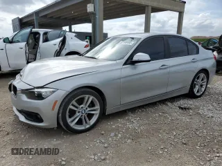 2017 BMW 3 Series 320i z VIN WBA8E1G59HNU14000, wystawiony jako Copart lot #52189165 z przebiegiem 79 799 mil mil oraz Szkody całkowita. Historia ofert i sprzedaży dostępna na DreamBid. Obrazek 1.