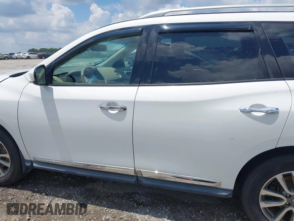 2013 Nissan Pathfinder SL with VIN 5N1AR2MM1DC649521, listed as a IAAI auction lot 42640095 with 143,503 mi miles and . Bid and sale history available at DreamBid. Image 14.