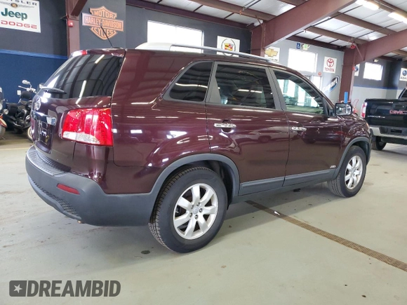 2013 Kia Sorento LX with VIN 5XYKTCA62DG386280, listed as a Copart auction lot 63623555 with 100,417 mi miles and Clean title. Bid and sale history available at DreamBid. Image 3.