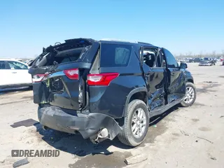 2018 Chevrolet Traverse LT Cloth with VIN 1GNERGKW2JJ158610, listed as a IAAI auction lot 41766502 with 145,200 mi miles. Bid and sale history available at carsss.com. Image 4.