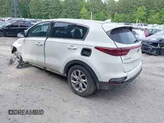 2020 Kia Sportage LX with VIN KNDPMCAC8L7811201, listed as a IAAI auction lot 40839866 with 1 mi miles. Bid and sale history available at carsss.com. Image 3.