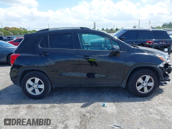 2021 Chevrolet Trax LT with VIN KL7CJLSB5MB310193, listed as a IAAI auction lot 42008721 with 178,445 mi miles. Bid and sale history available at carsss.com. Image 14.