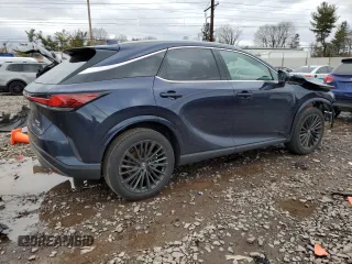 2024 Lexus RX 350 with VIN 2T2BAMCA5RC077740, listed as a Copart auction lot 47468115 with 3,752 mi miles and Salvage Title. Bid and sale history available at DreamBid. Image 3.