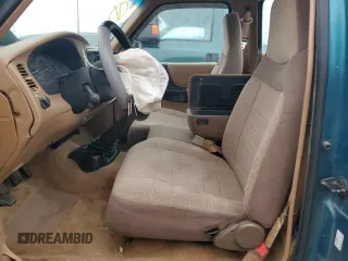 1996 Ford Ranger XL z VIN 1FTCR10U8TUB59731, wystawiony jako Copart lot #75864964 z przebiegiem 108 080 mil mil oraz Szkoda całkowita • Salvage title. Historia ofert i sprzedaży dostępna na DreamBid. Obrazek 7.