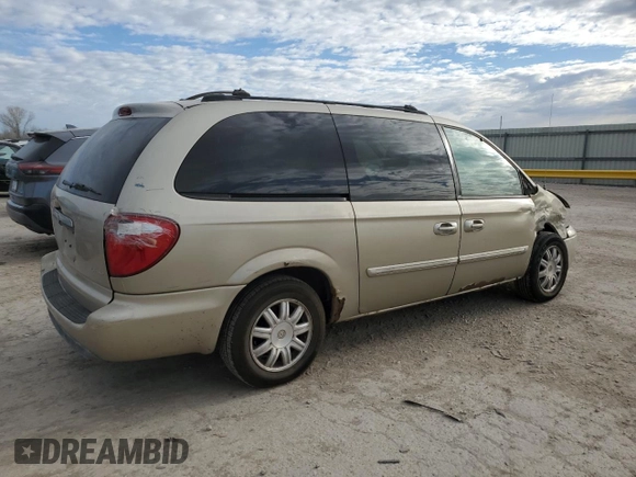 2005 Chrysler Town & Country Touring z VIN 2C4GP54L45R145521, wystawiony jako Copart lot #50183375 z przebiegiem 218 068 mil mil oraz Szkoda całkowita • Salvage title. Historia ofert i sprzedaży dostępna na DreamBid. Obrazek 3.