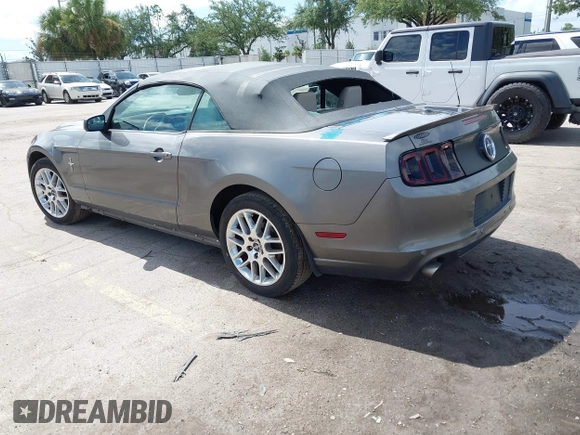 2014 Ford Mustang V6 with VIN 1ZVBP8EM8E5214546, listed as a IAAI auction lot 42773010 with 132,666 mi miles and . Bid and sale history available at DreamBid. Image 3.