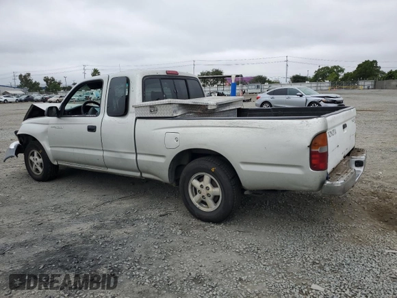 2000 Toyota Tacoma with VIN 4TAVN52N6YZ664111, listed as a Copart auction lot 60163195 with 315,732 mi miles and Salvage title. Bid and sale history available at DreamBid. Image 2.
