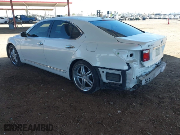 2009 Lexus LS 460 z VIN JTHBL46F195085819, wystawiony jako IAAI lot #42294228 z przebiegiem 140 328 mil mil oraz . Historia ofert i sprzedaży dostępna na DreamBid. Obrazek 3.