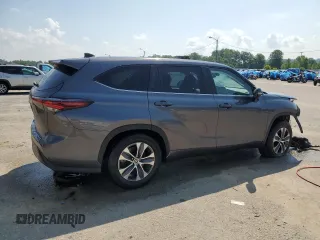 2024 Toyota Highlander LE with VIN 5TDKDRAH4RS050075, listed as a Copart auction lot 62658135 with 32,567 mi miles and Clean title. Bid and sale history available at DreamBid. Image 3.
