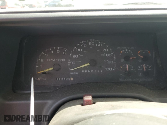1999 GMC Yukon with VIN 1GKEK13R5XJ700234, listed as a Copart auction lot 55885584 with 163,129 mi miles and Salvage Title. Bid and sale history available at carsss.com. Image 9.