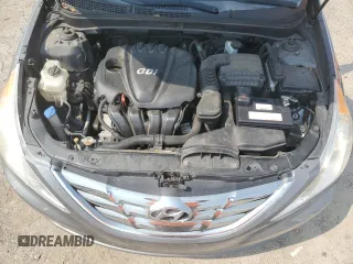 2013 Hyundai Sonata SE z VIN 5NPEC4AC2DH557370, wystawiony jako Copart lot #59120895 z przebiegiem 180 932 mil mil oraz Szkoda całkowita • Salvage title. Historia ofert i sprzedaży dostępna na DreamBid. Obrazek 11.