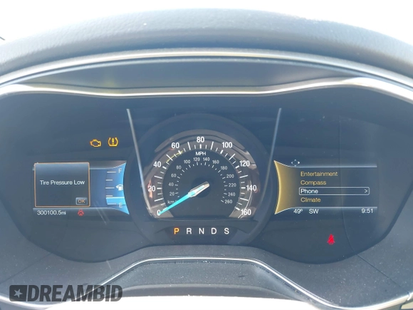 2016 Ford Fusion SE with VIN 1FA6P0HD0G5132790, listed as a IAAI auction lot 40604197 with 300,100 mi miles. Bid and sale history available at carsss.com. Image 7.