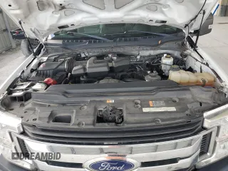 2018 Ford F-250 XL z VIN 1FT7X2B67JEC21168, wystawiony jako Copart lot #51764265 z przebiegiem 203 181 mil mil oraz Szkoda całkowita • Salvage title. Historia ofert i sprzedaży dostępna na DreamBid. Obrazek 11.