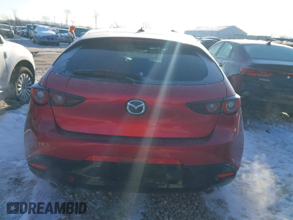 2022 Mazda Mazda3 Hatchback Premium with VIN JM1BPAML1N1515069, listed as a IAAI auction lot 41311726 with 30,198 mi miles. Bid and sale history available at carsss.com. Image 16.